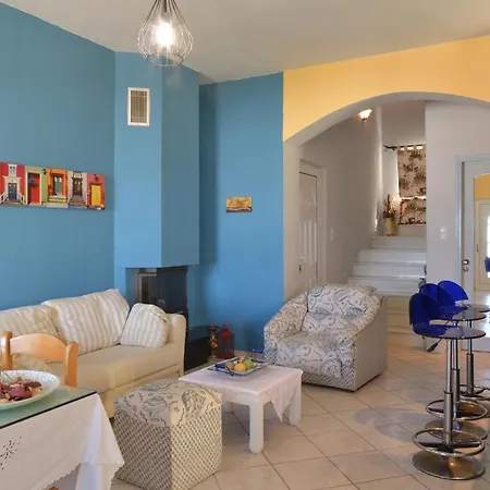 Seaview Maisonette Just A Breath Of Center 'new Listing' * Chania (Crete)