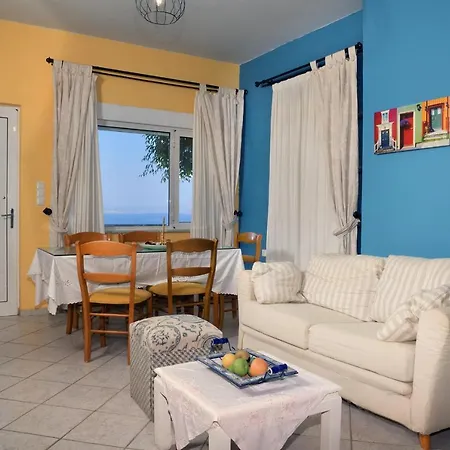 Seaview Maisonette Just A Breath Of Center 'new Listing'