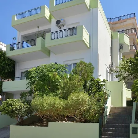 Seaview Maisonette Just A Breath Of Center 'new Listing' Χανιά